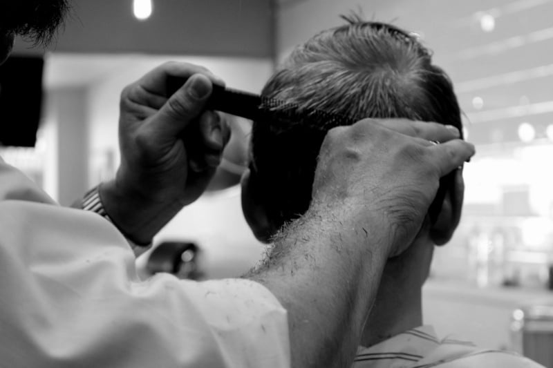 Friseurbedarf 6_SM55_Cosmetics55_final_220801 Friseurbedarf Haare schneiden